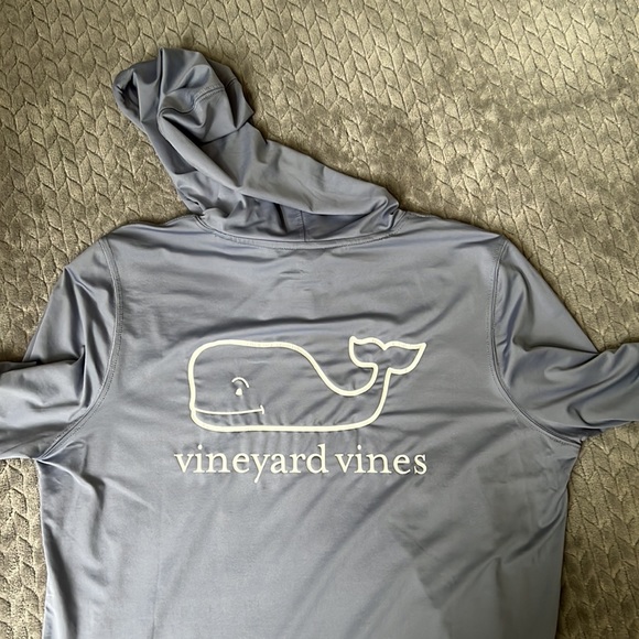 Blue vineyard vines performance tee, long sleeve with hood, size M - Picture 5 of 6